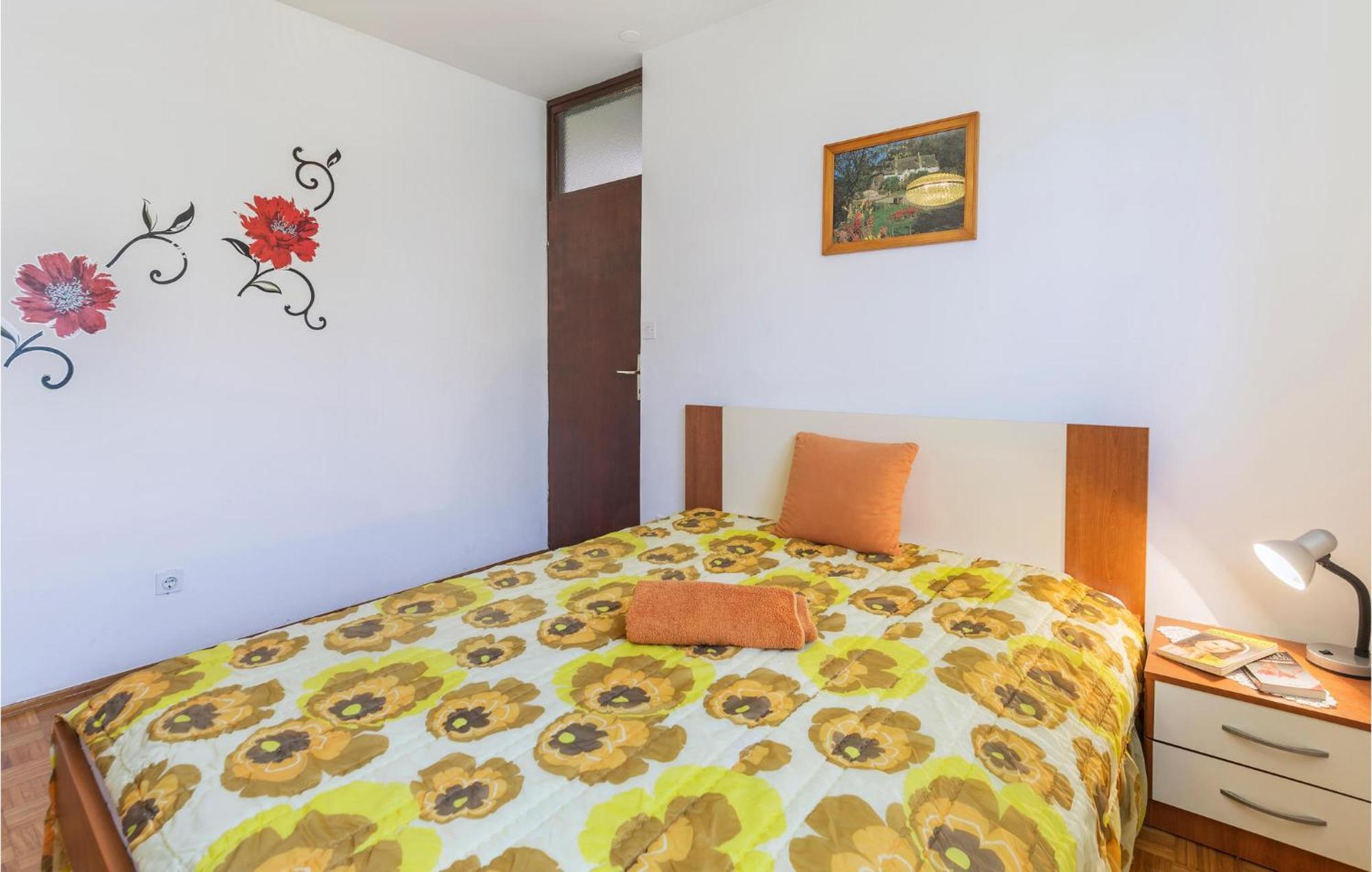 Apartmán Gorgeous Apartment In Pula With House Sea View