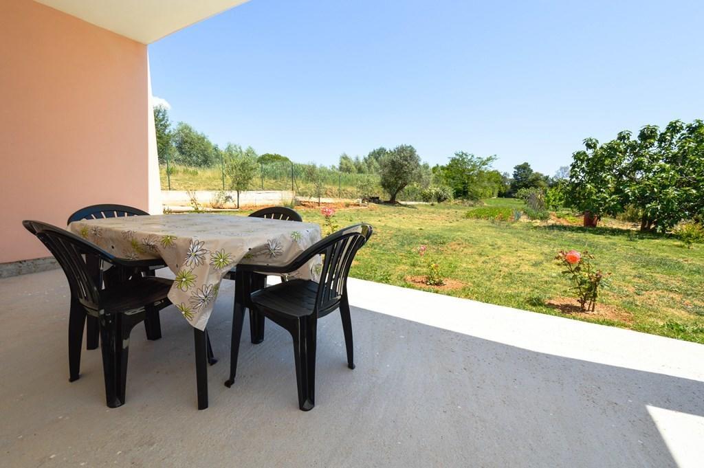 Gorgeous Apartment In Pula With House Sea View *